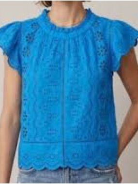 Jennifer + Grace medium Teal Eyelet Ruffle Neck Blouse crochetbutton back cotton
